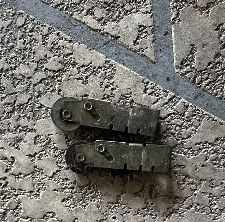 sliding door rollers replacement and repair